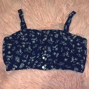 Navy blue crop top for any girly🤍✨